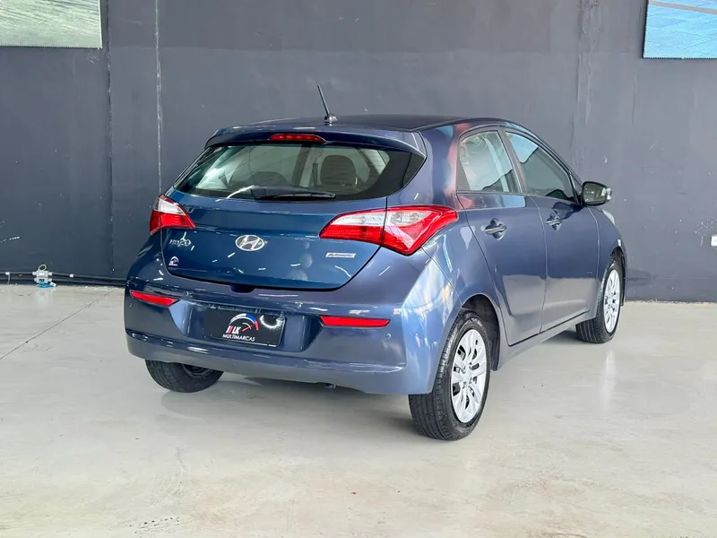 Hyundai HB20 Azul