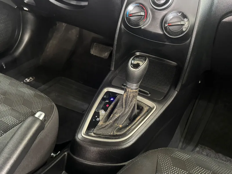 Hyundai HB20 Azul