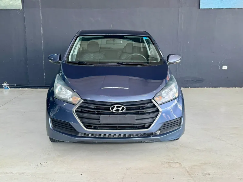 Hyundai HB20 Azul