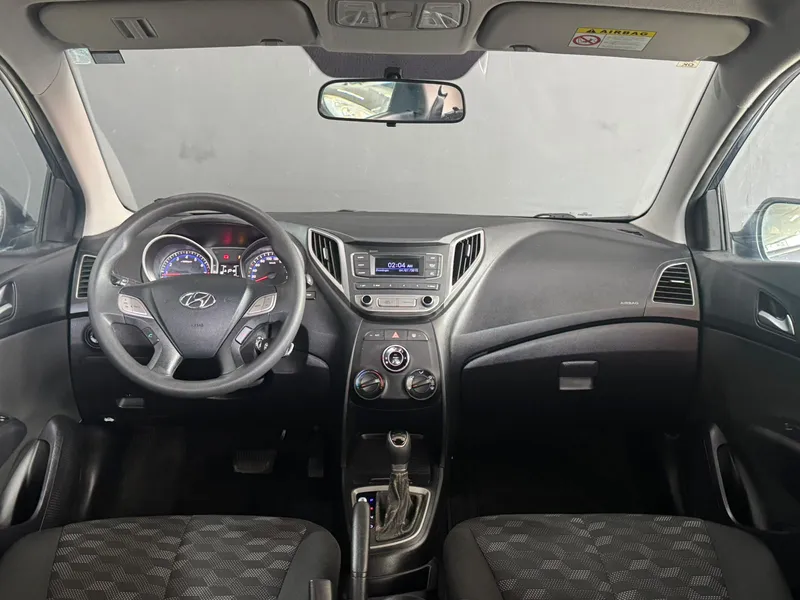 Hyundai HB20 Azul