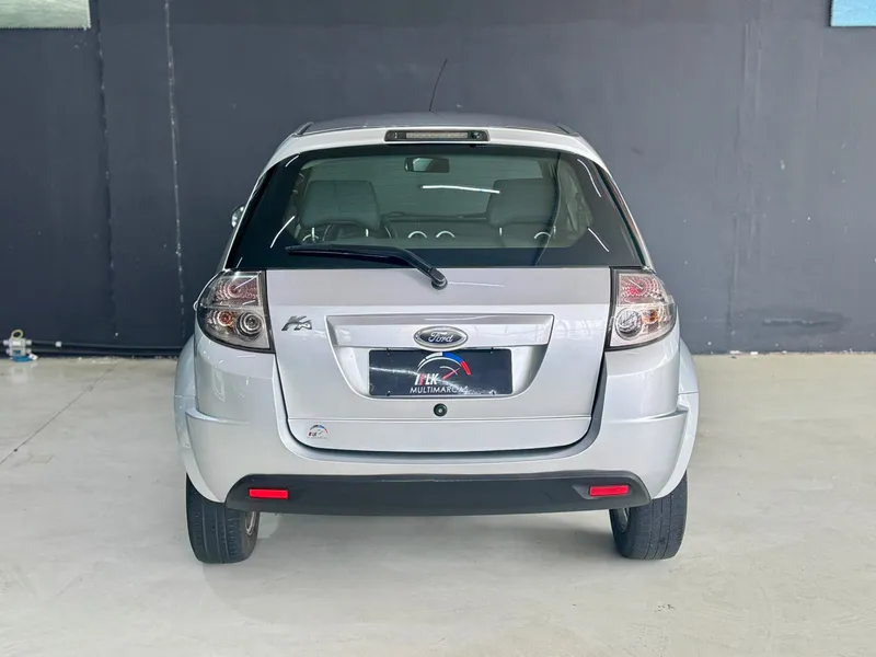Ford Ka Hatch Prata
