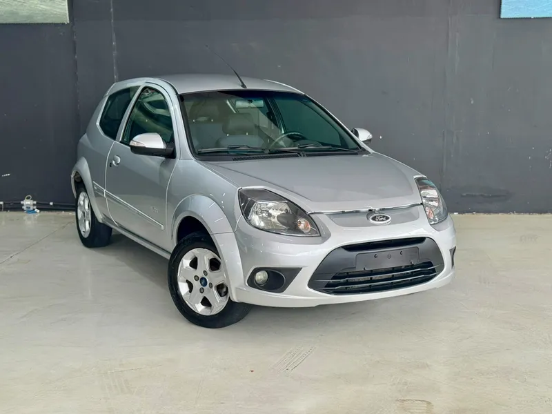 Ford Ka Hatch Prata