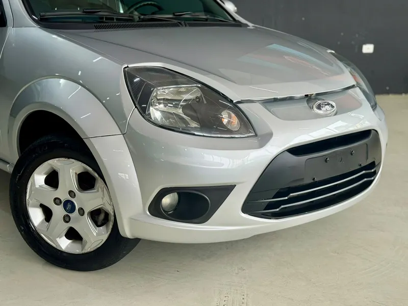 Ford Ka Hatch Prata