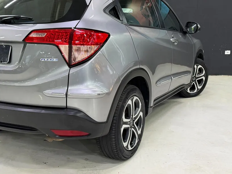 Honda HR-V Cinza