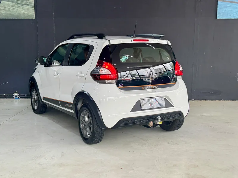 Fiat Mobi Branco