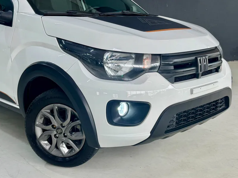 Fiat Mobi Branco