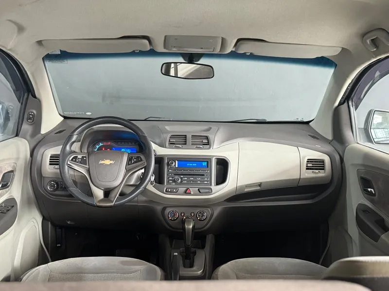 Chevrolet Spin Cinza
