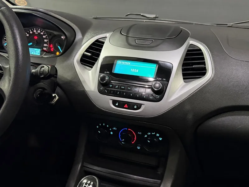 Ford Ka Branco