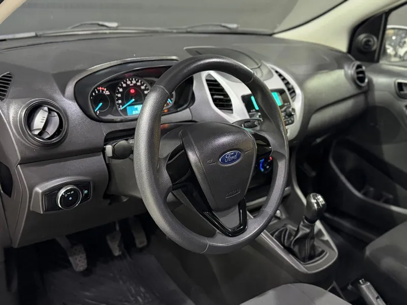 Ford Ka Branco