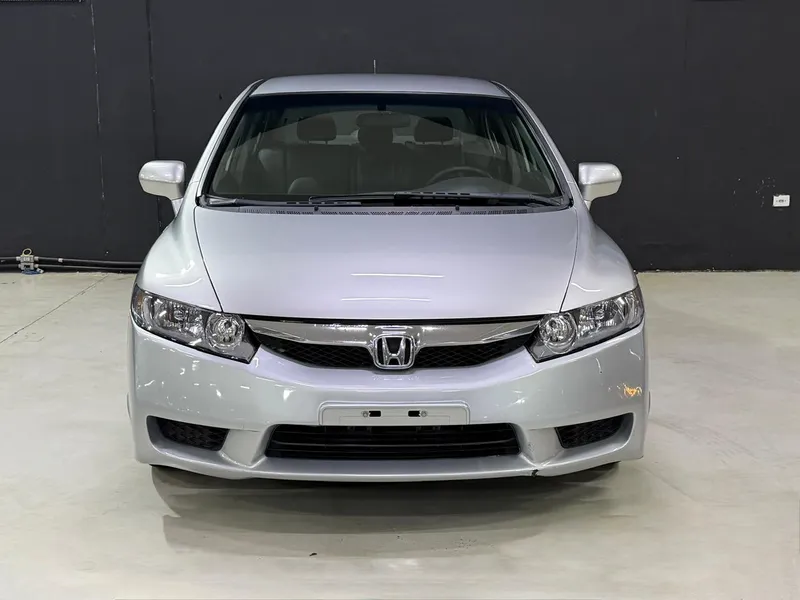 Honda Civic Prata