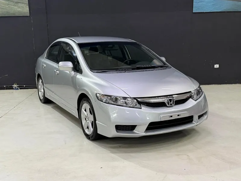 Honda Civic Prata