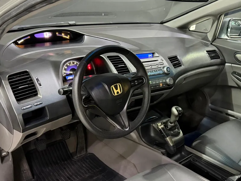 Honda Civic Prata