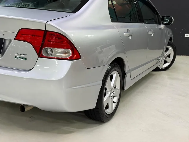 Honda Civic Prata