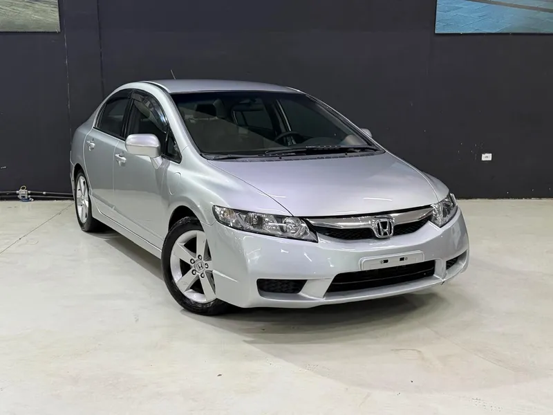 Honda Civic Prata