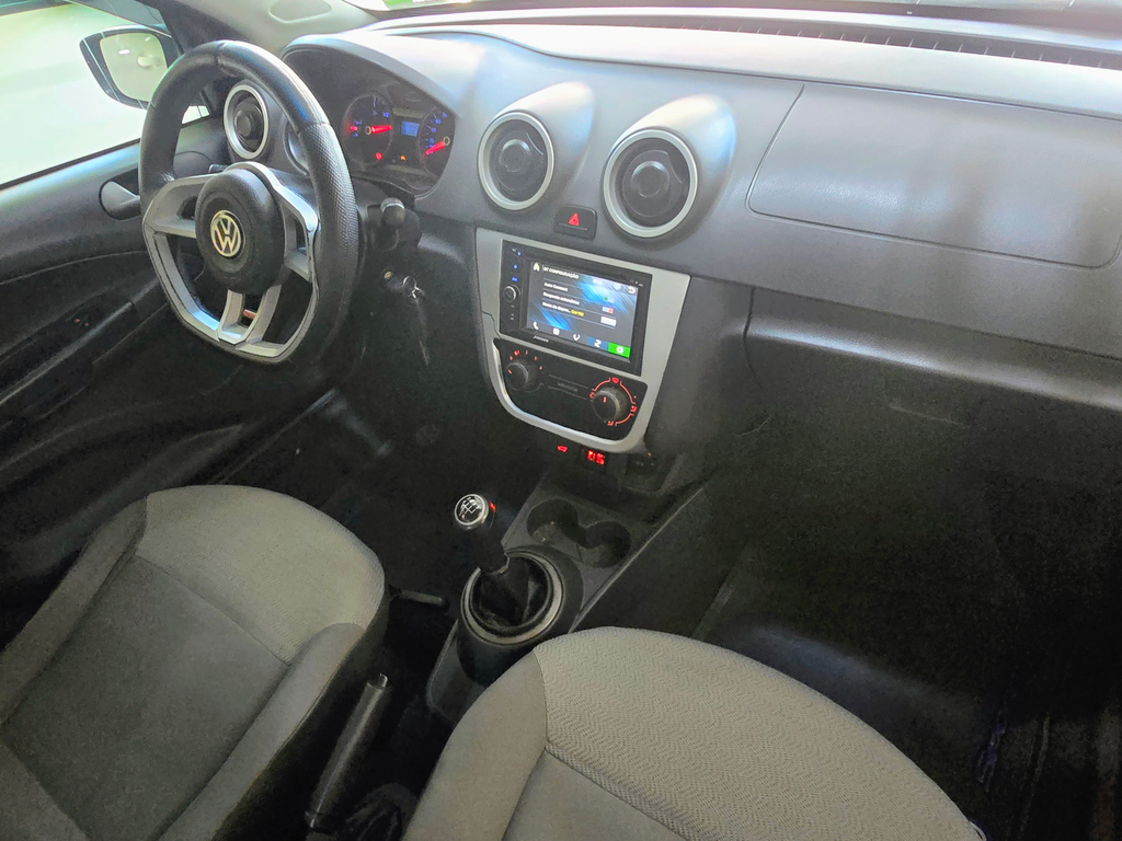 Volkswagen Voyage Prata