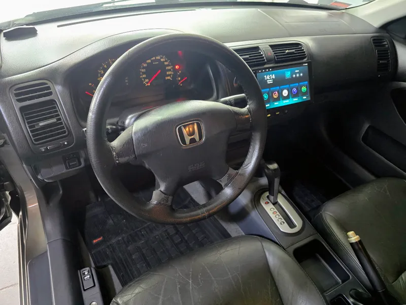 Honda Civic Cinza