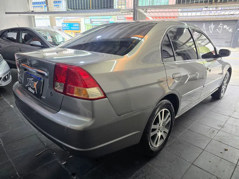 Honda Civic Cinza
