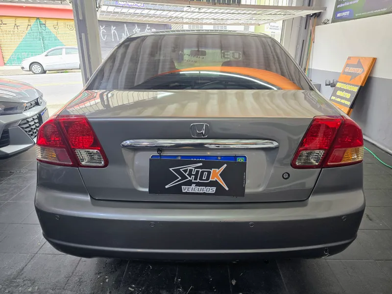 Honda Civic Cinza