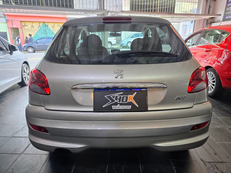 Peugeot 207 Prata