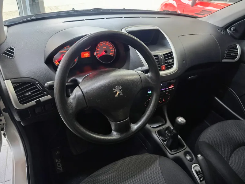 Peugeot 207 Prata