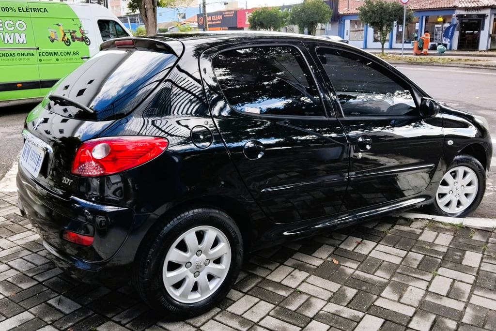 Peugeot 207 Hatch Xr Sport 1.4 8V (flex) - foto 5