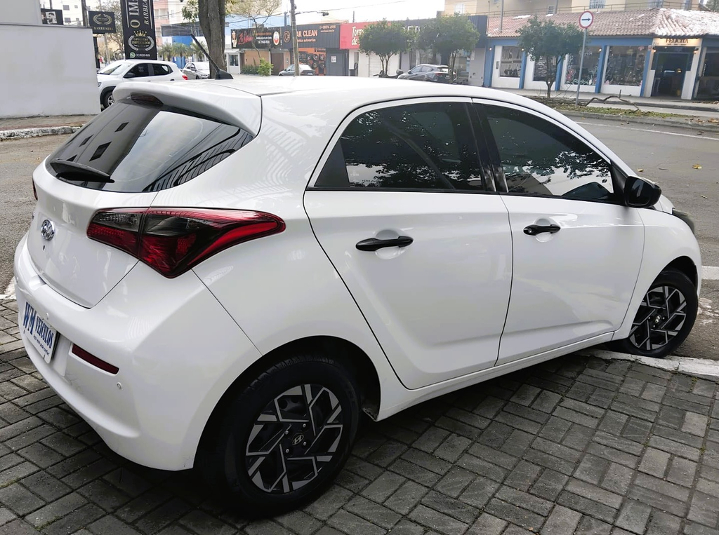 Hyundai HB20 Unique 1.0 Flex 12V Mec. - foto 5