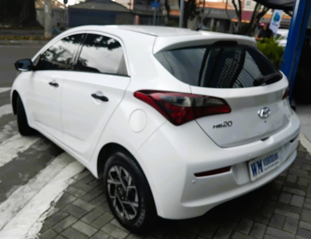 Hyundai HB20 Unique 1.0 Flex 12V Mec. - foto 7