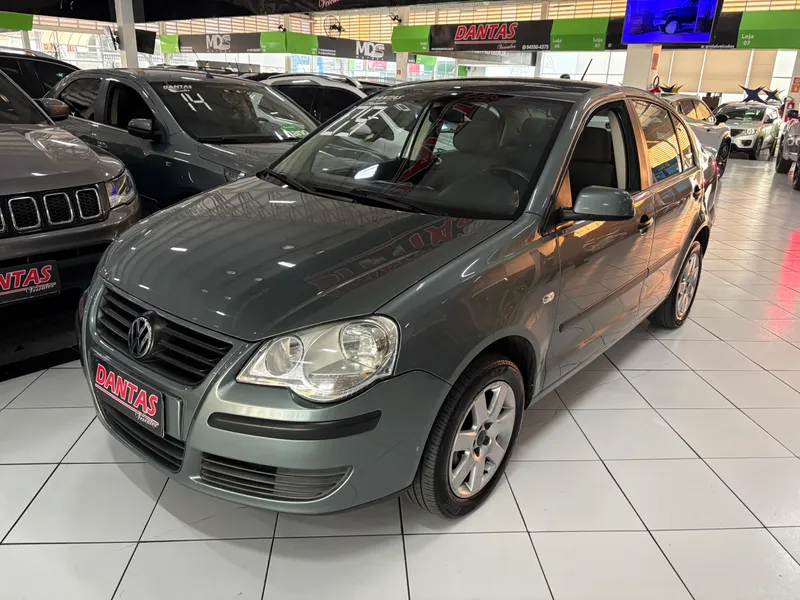 foto do veículo Volkswagen Polo  Sedan 1.6 Mi Total Flex 8V 4p