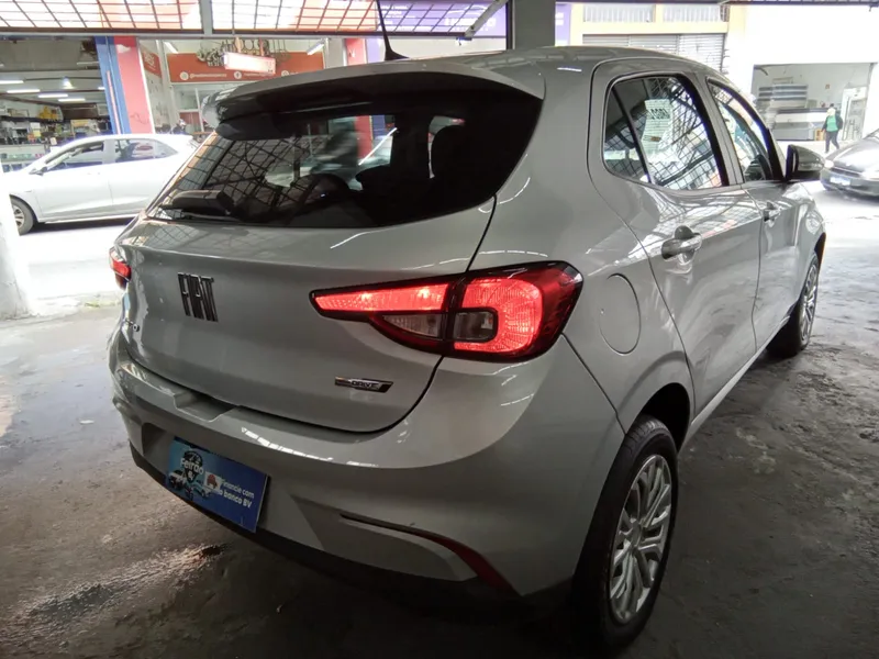 Fiat Argo Prata