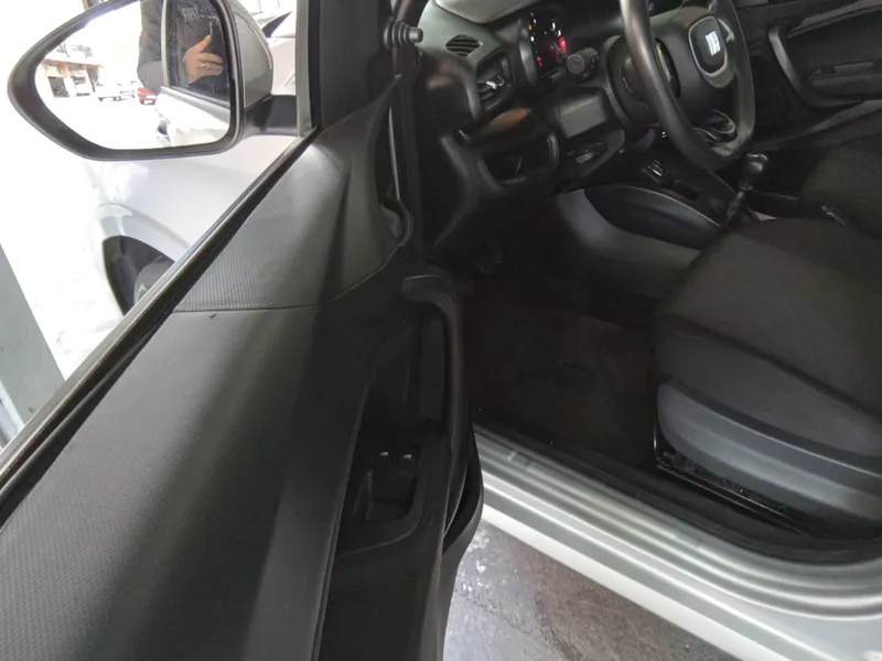 Fiat Argo Prata