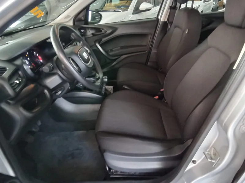 Fiat Argo Prata