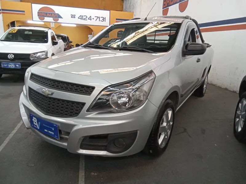 Chevrolet Montana Prata