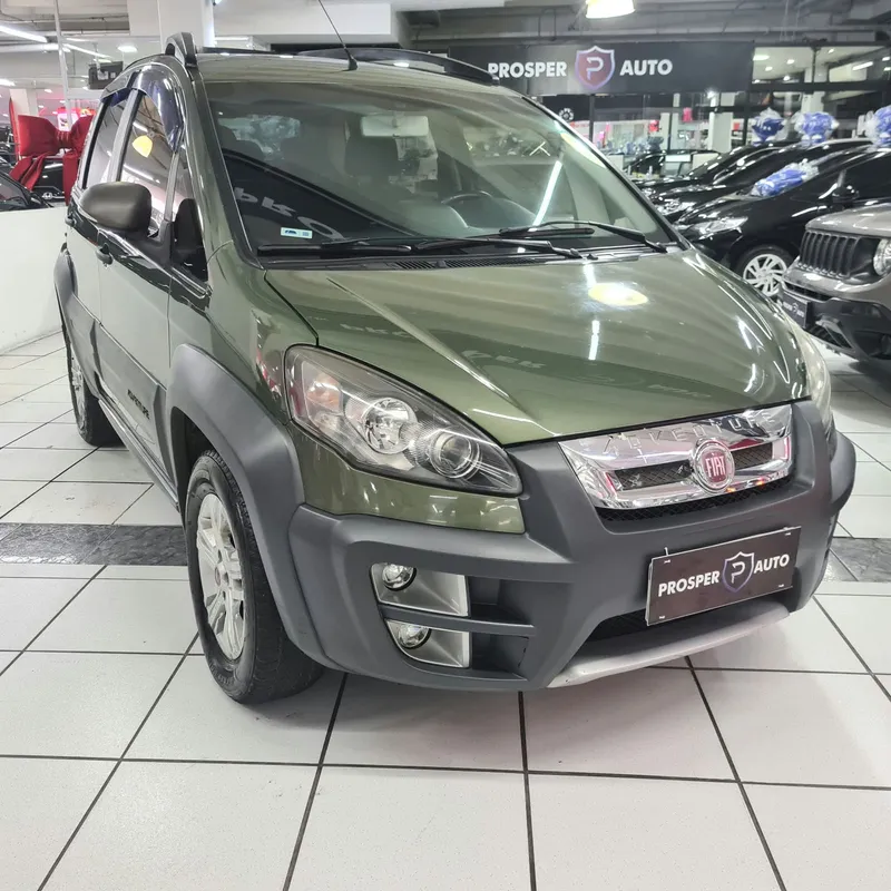 foto do veículo Fiat Idea  Idea Adventure 1.8 (Flex)