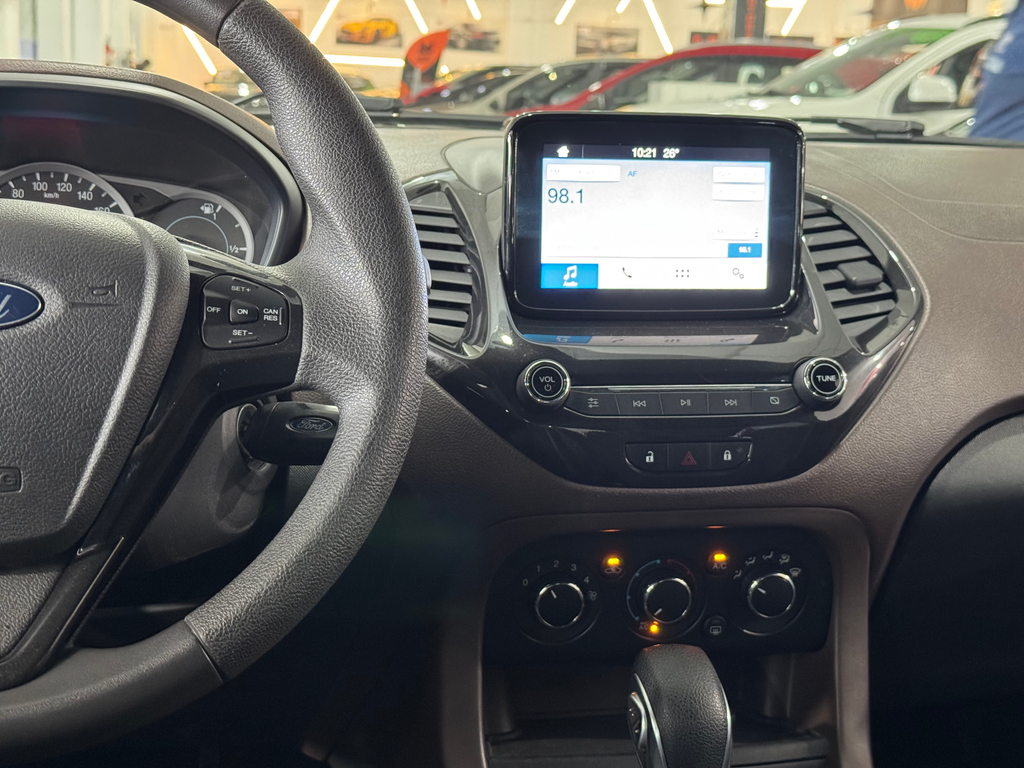 Ford Ka Marrom
