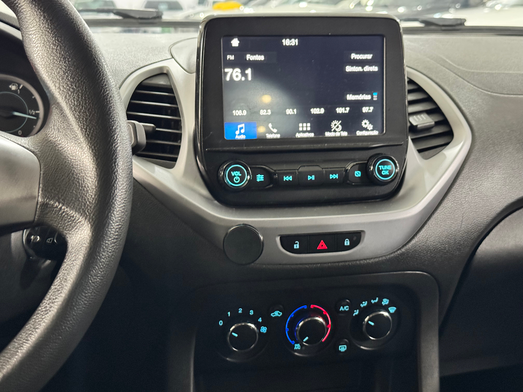 Ford Ka Branco