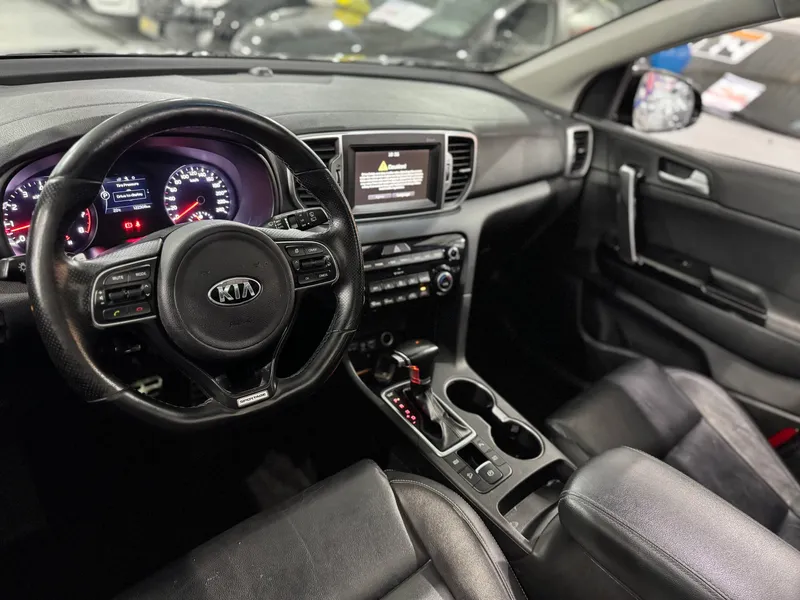 Kia Sportage Preto