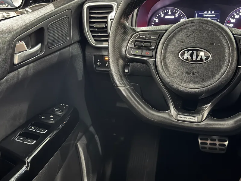 Kia Sportage Preto