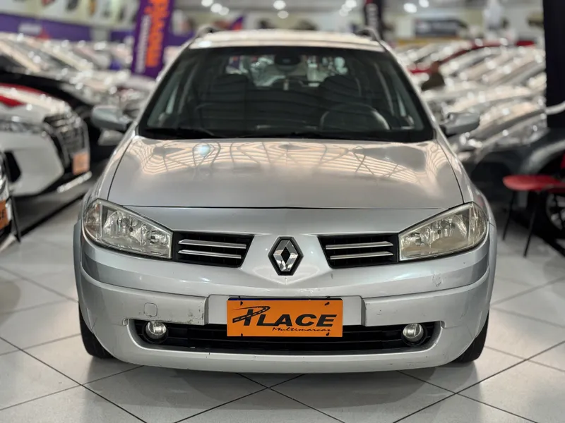 Renault Megane Grand Tour Prata