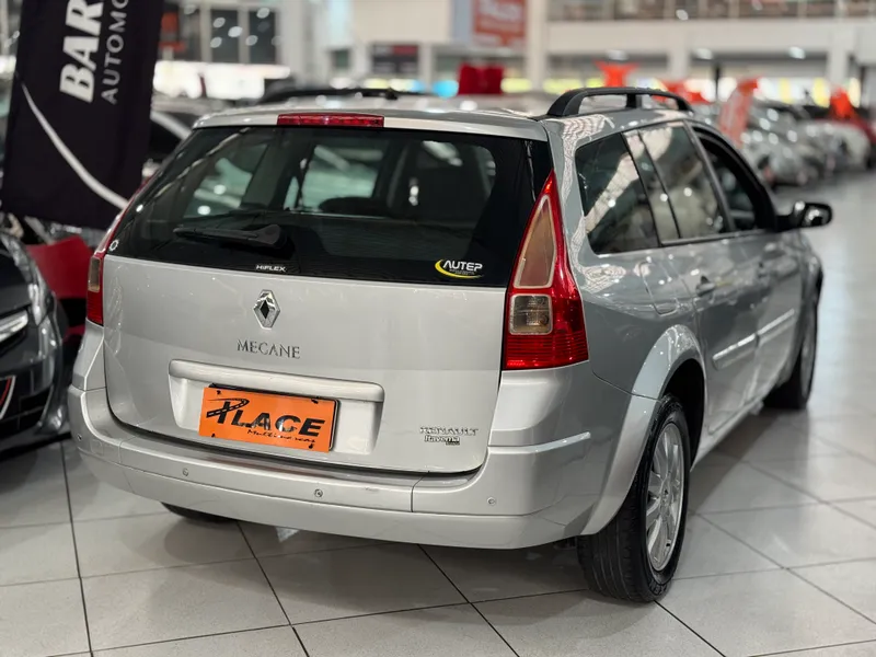 Renault Megane Grand Tour Prata