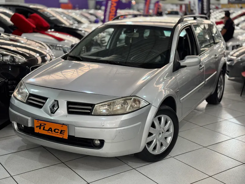 Renault Megane Grand Tour Prata