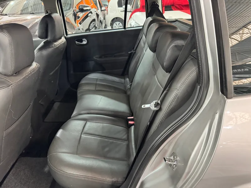 Renault Megane Grand Tour Prata