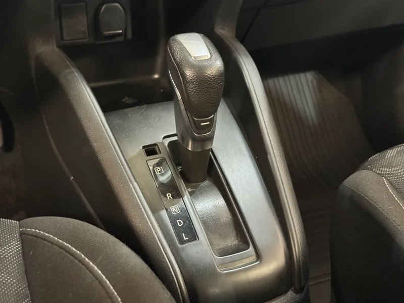 Nissan Kicks Branco