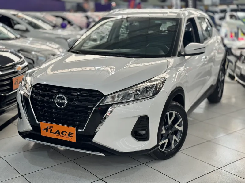 Nissan Kicks Branco