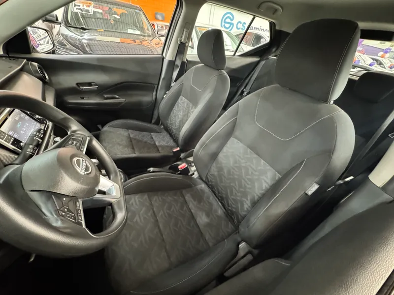 Nissan Kicks Branco