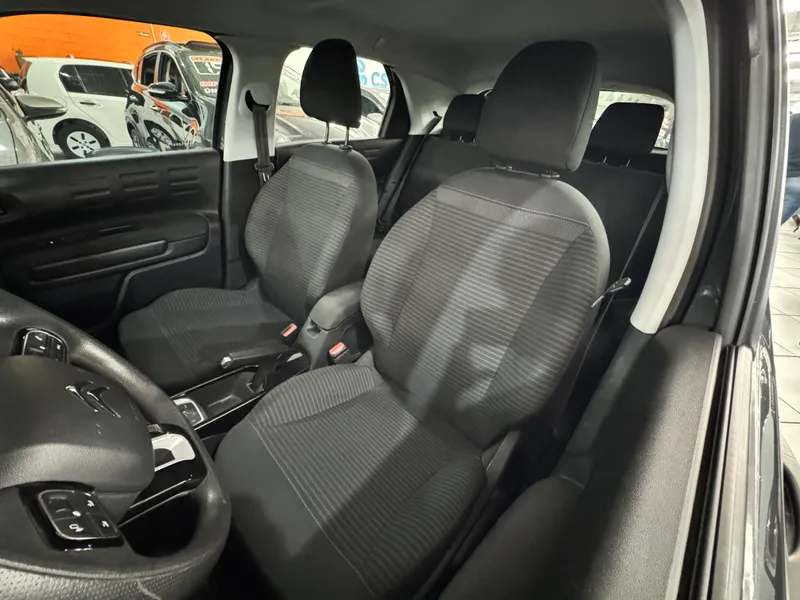 Citroen C4 Cactus Cinza