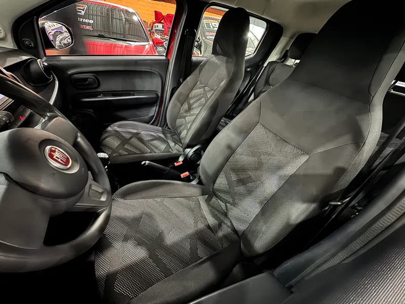 Fiat Mobi Vermelho