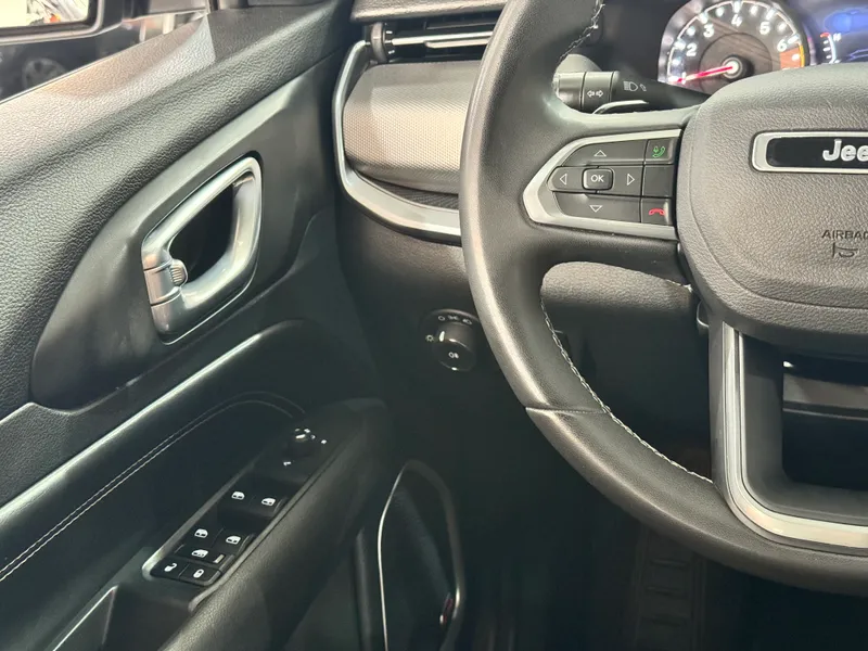 Jeep Compass Preto