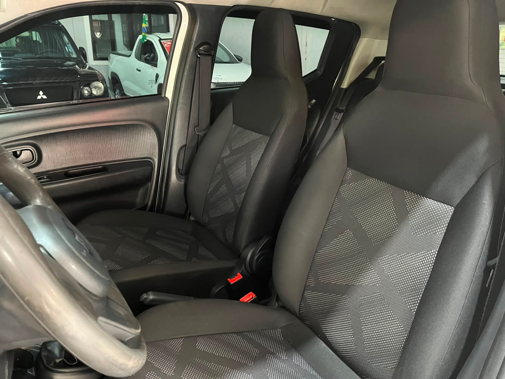 Fiat Mobi Branco