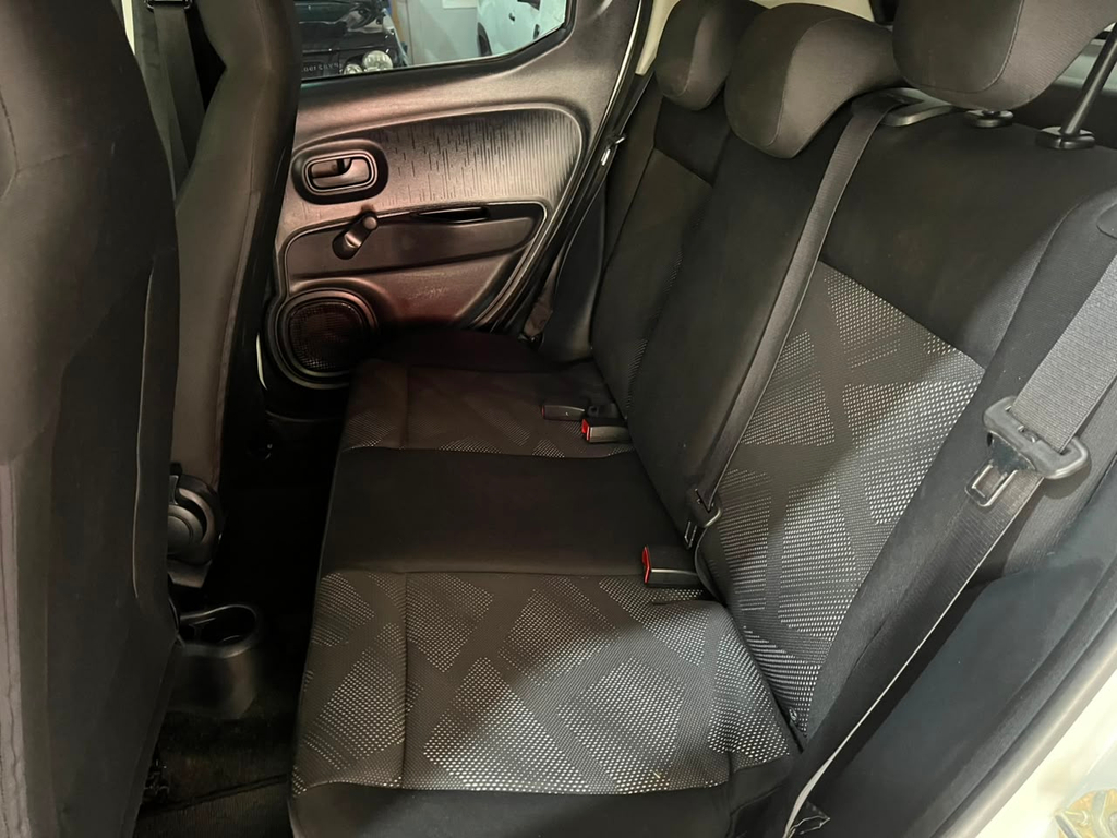 Fiat Mobi Branco