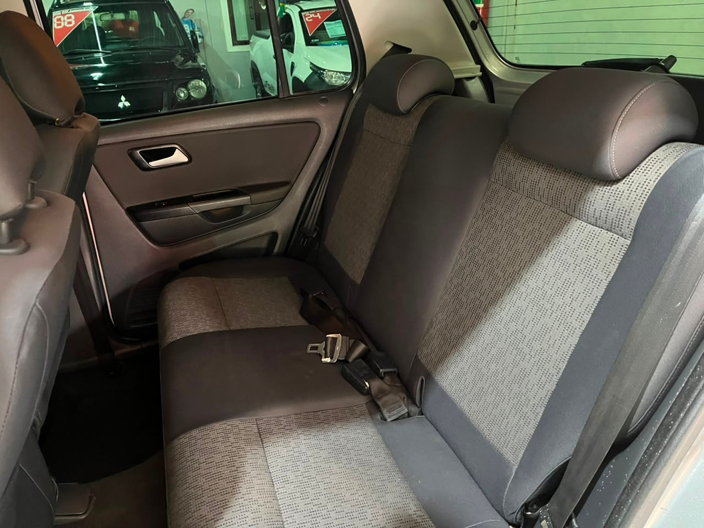 Volkswagen Fox Prata